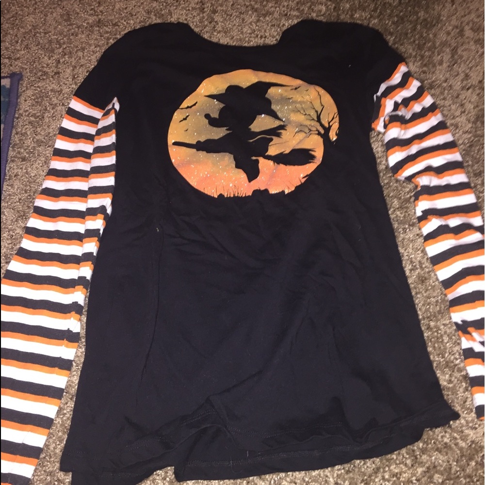 Long sleeve Minnie Mouse Halloween shirt.